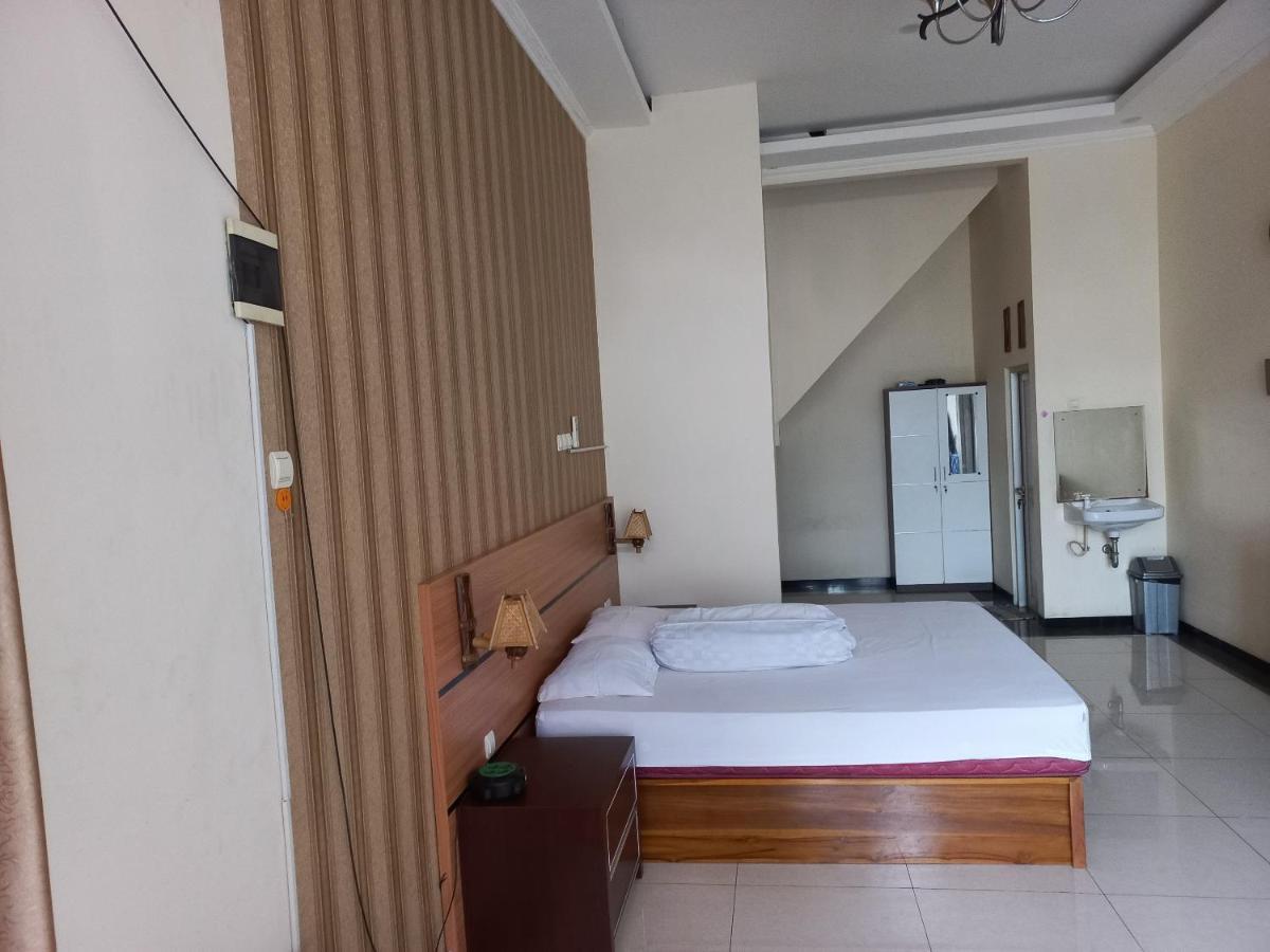 Riki Guesthouse Syari'Ah 巴拉 外观 照片