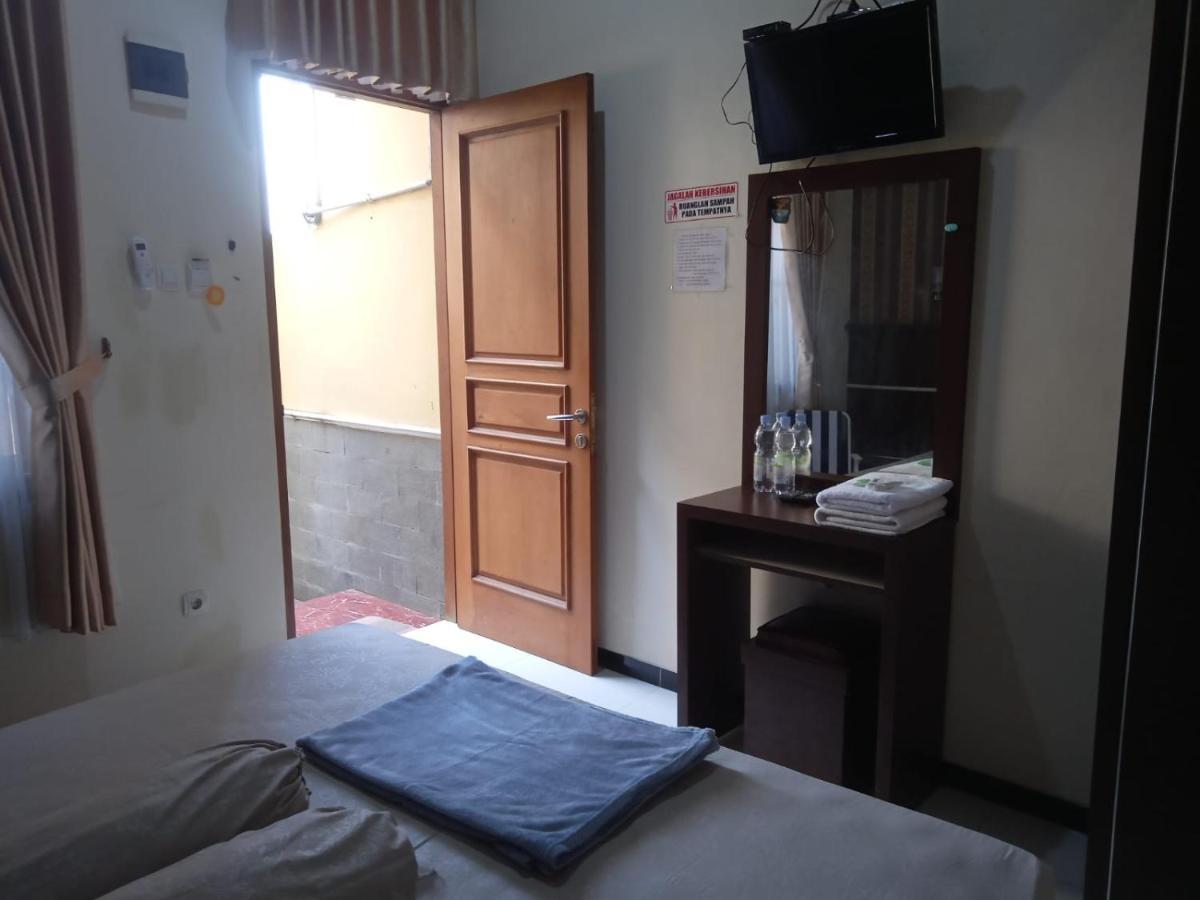 Riki Guesthouse Syari'Ah 巴拉 外观 照片